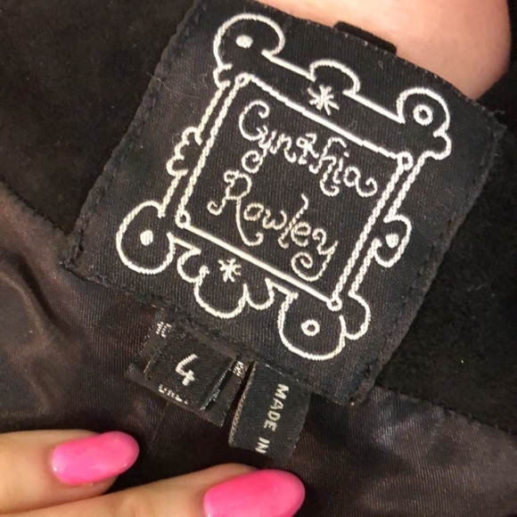 Cynthia Rowley Leather Suede Bermuda Shorts Capris Size 4 Dressy - Picture 8 of 10